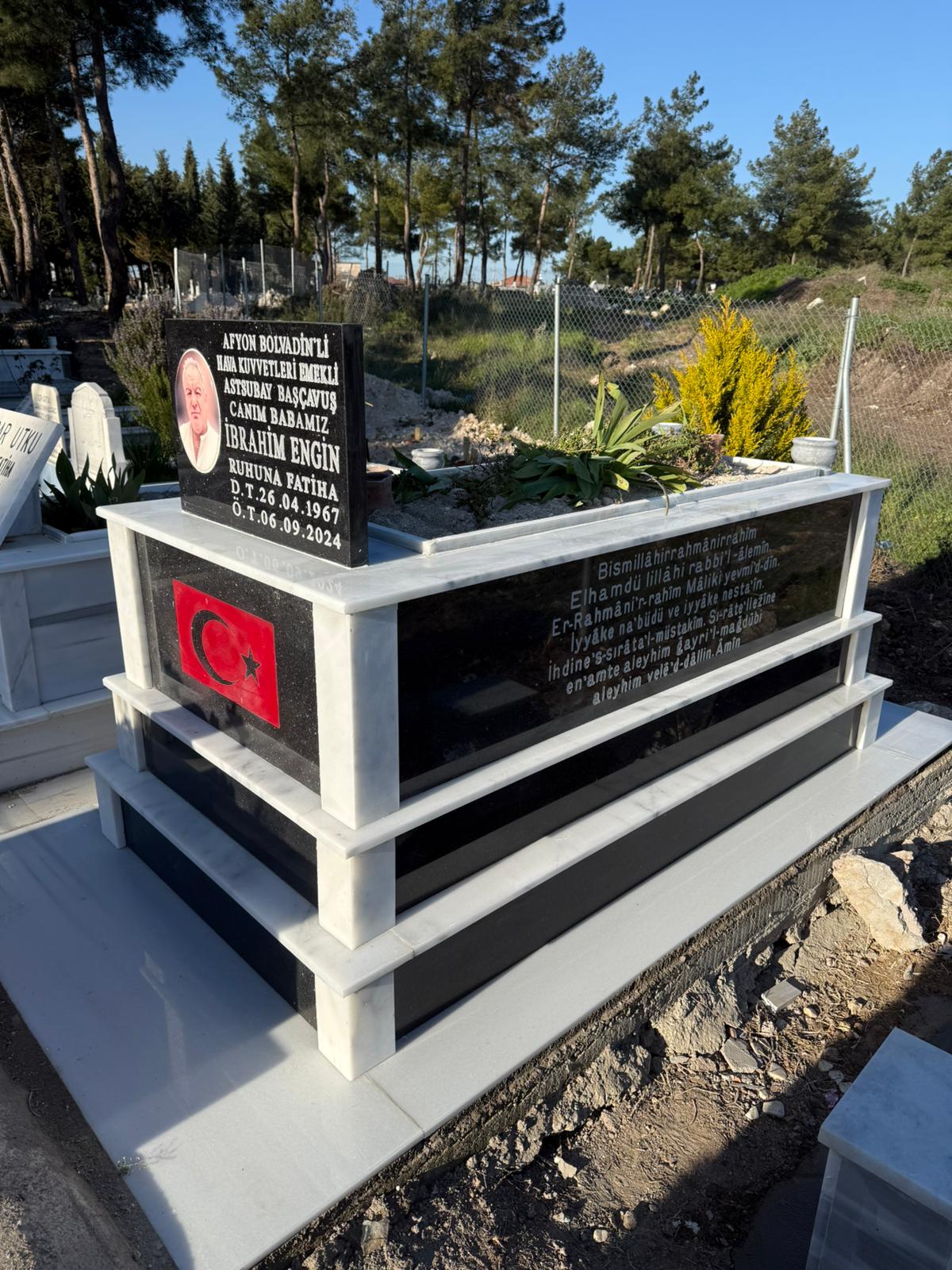 İzmir mezar yapımı | uygun ve kaliteli mezar modelleri